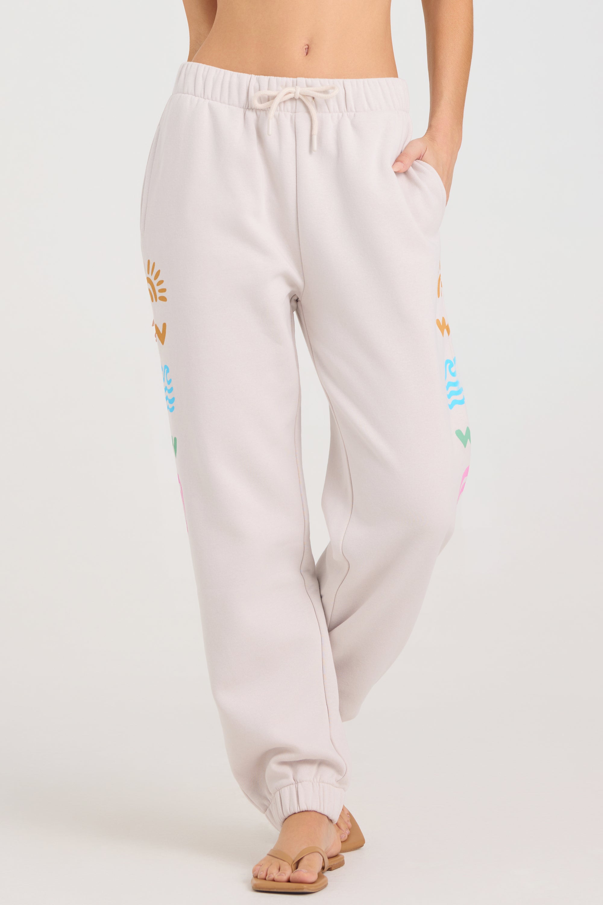 Icon Graphic Surf Wash Jogger - Ivory